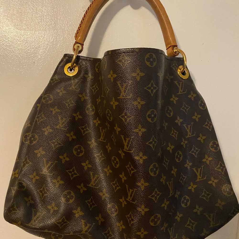 Louis Vuitton Artsy